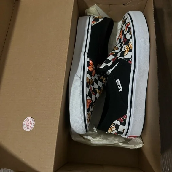 Vans Slip-On Sneakers - Black and Red Butterfly NWT - Picture 3 of 5